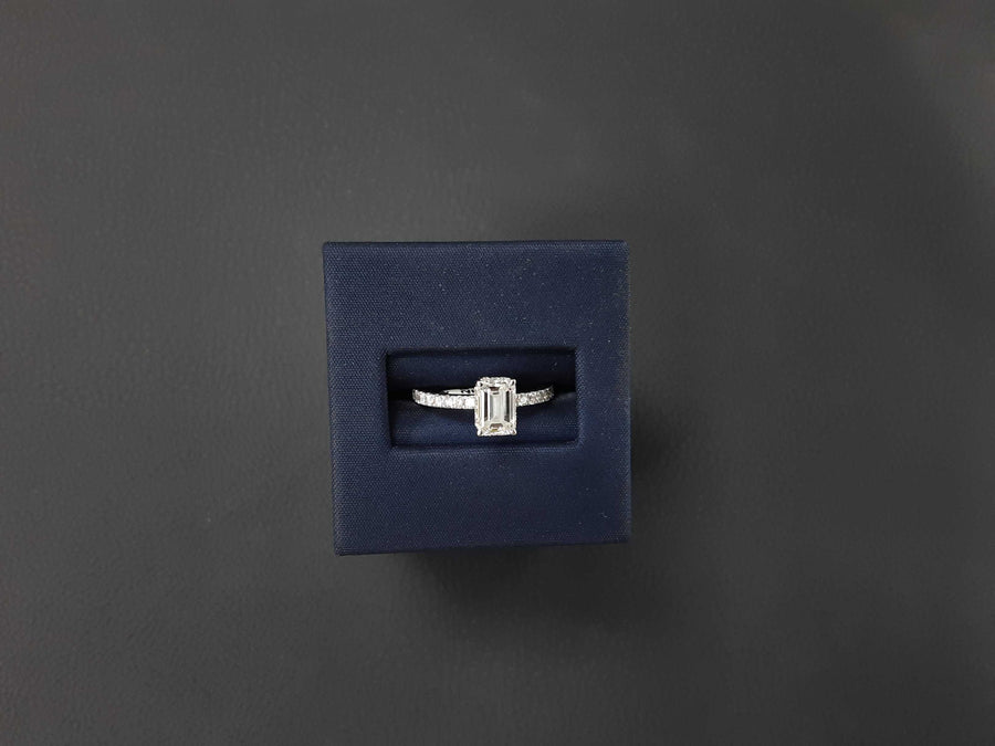 Women's Ring - White Gold 14k (.585) 2.4 grams Size 7.5