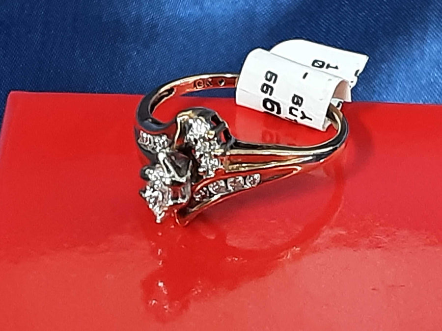 Women's Ring - Yellow Gold 10k (.417) 2.4 grams Size 8