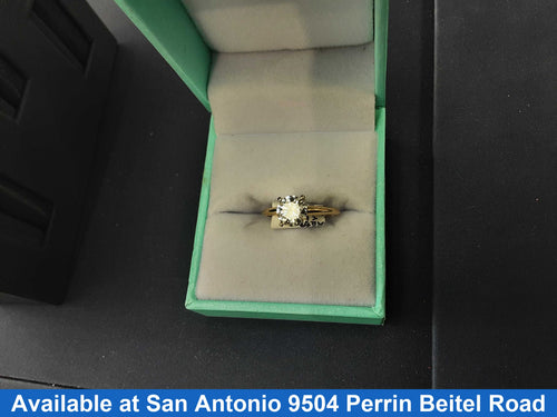 Women's Ring - Solitaire - Yellow Gold 14k (.585) 2 grams Size 8