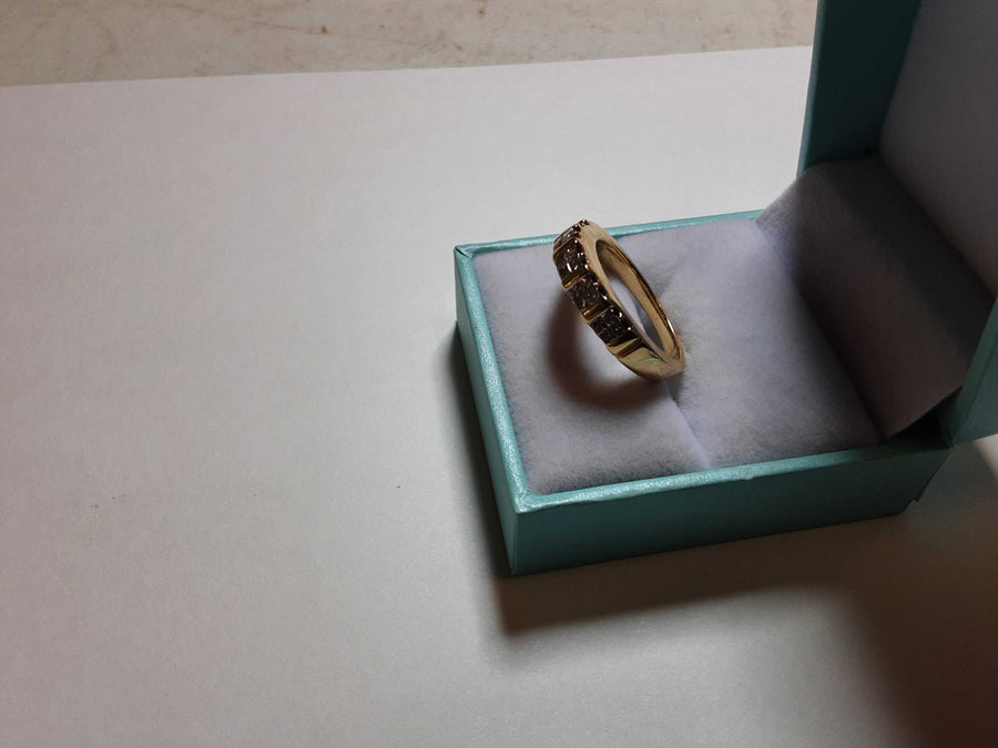 Ring - Channel Set - Yellow Gold 14k (.585) 5.4 grams Size 8