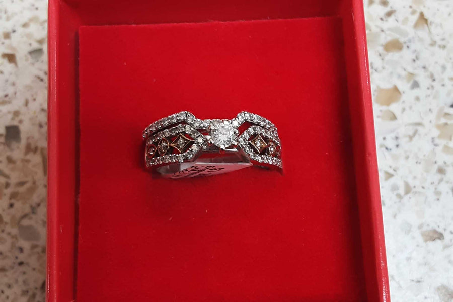 Ring - Engagement Set - White Gold 14k (.585) 4.9 grams Size 7.5