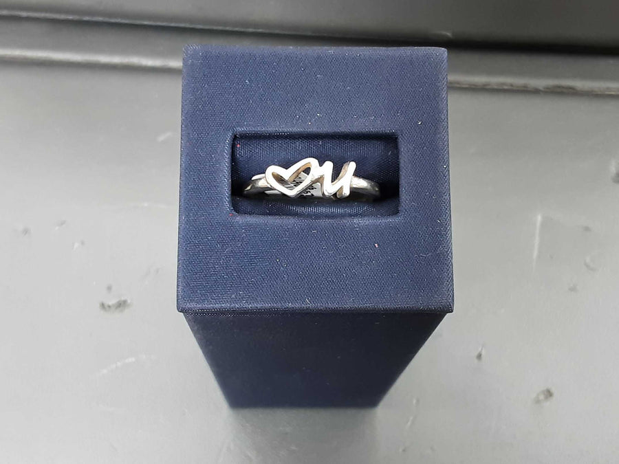 Women's Ring - Silver 2.7 grams Size 9.5