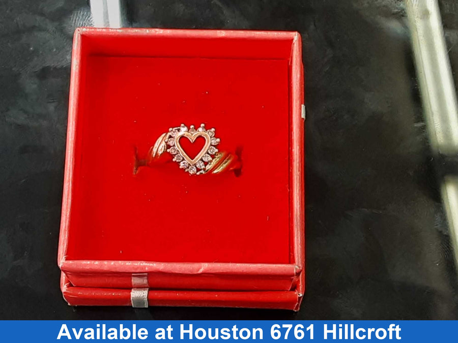 Women's Ring - Yellow Gold 10k (.417) 2.8 grams Size 7