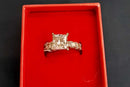 Women's Ring - Solitaire - White Gold 14k (.585) 6.9 grams Size 8.5