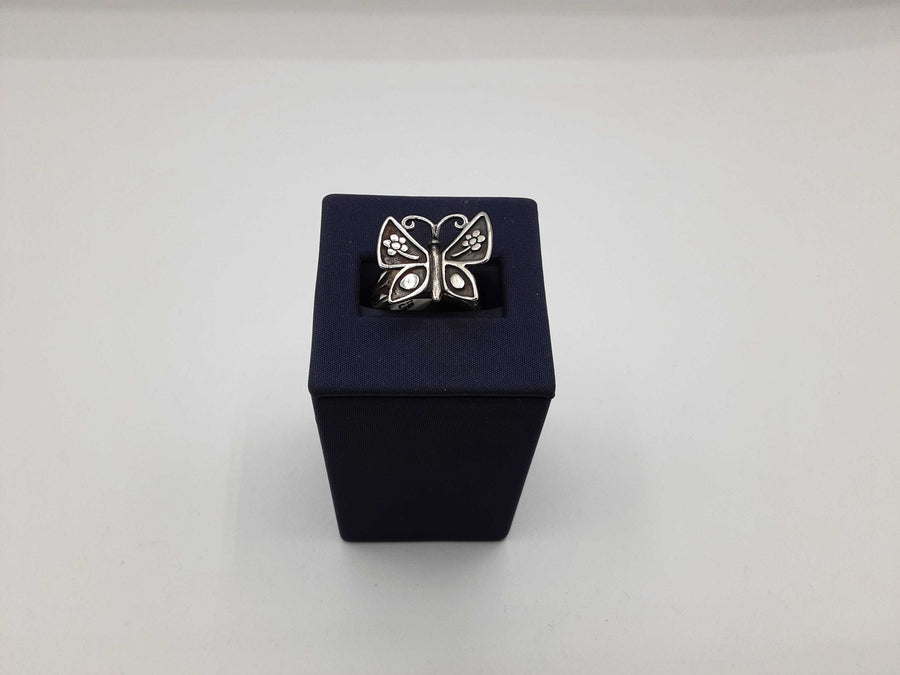 Women's Ring - Silver 10.5 grams Size 7.5