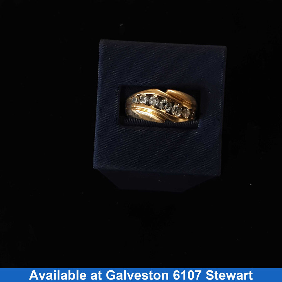 Men's Ring - Yellow Gold 14k (.585) 10.1 grams Size 10