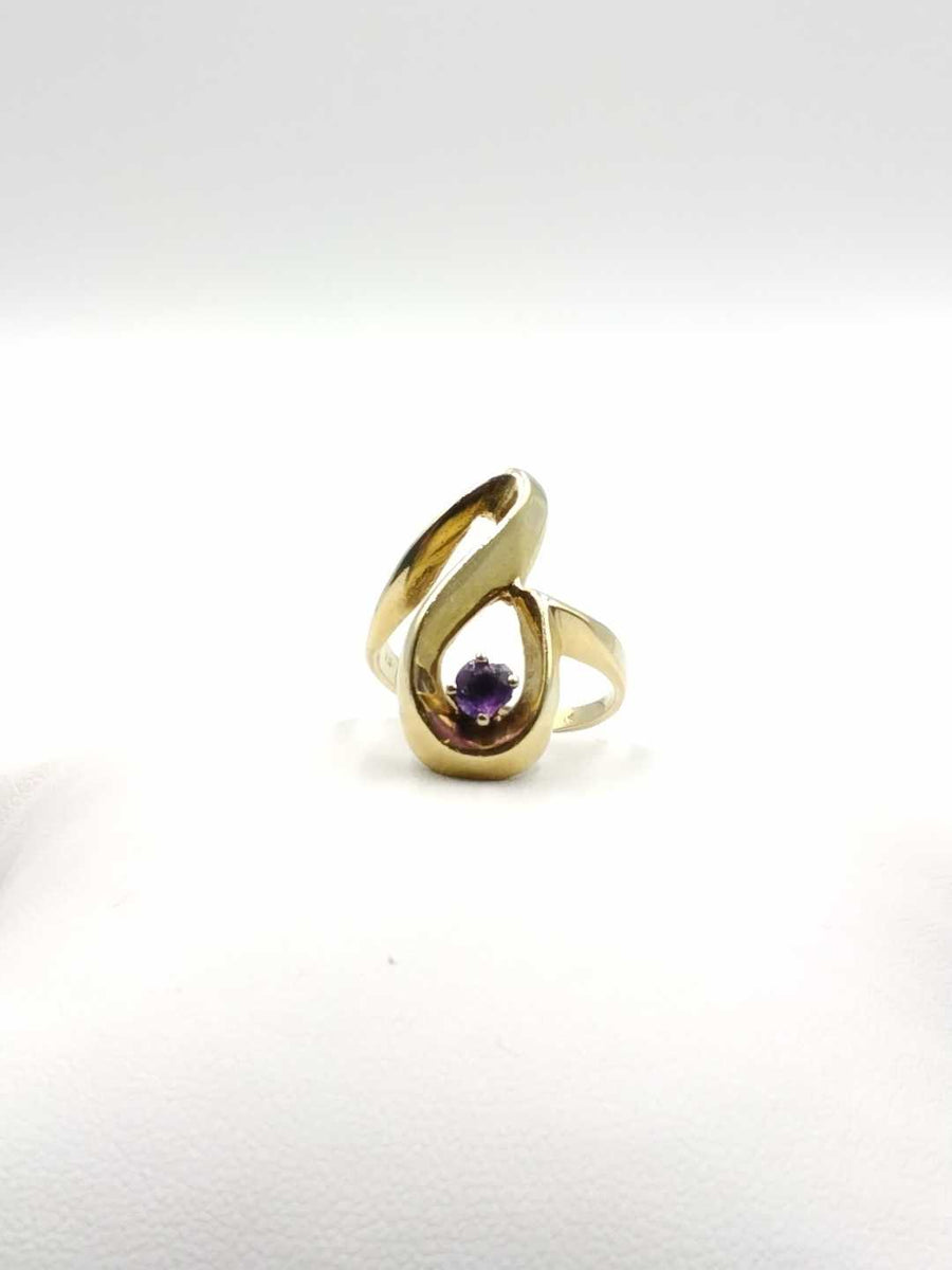 Women's Ring - Yellow Gold 14k (.585) 6.5 grams Size 8.5