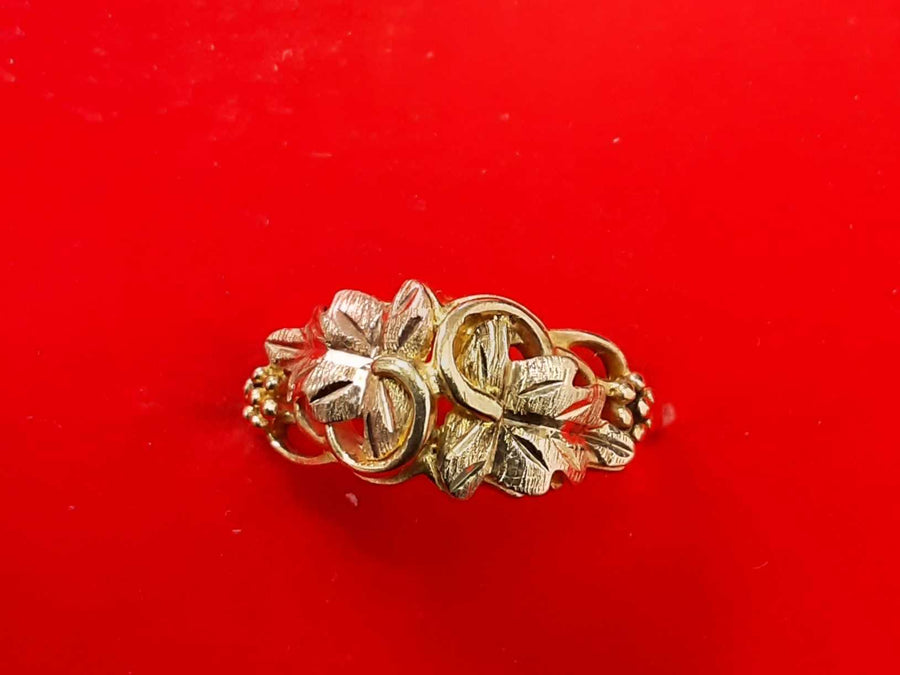 Women's Ring - Black Hills Gold 10k (.417) 2.9 grams Size 7