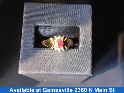 Women's Ring - Yellow Gold 10k (.417) 1.8 grams Size 8