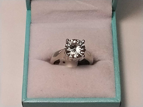 Women's Ring - Solitaire - White Gold 14k (.585) 7.4 grams Size 7