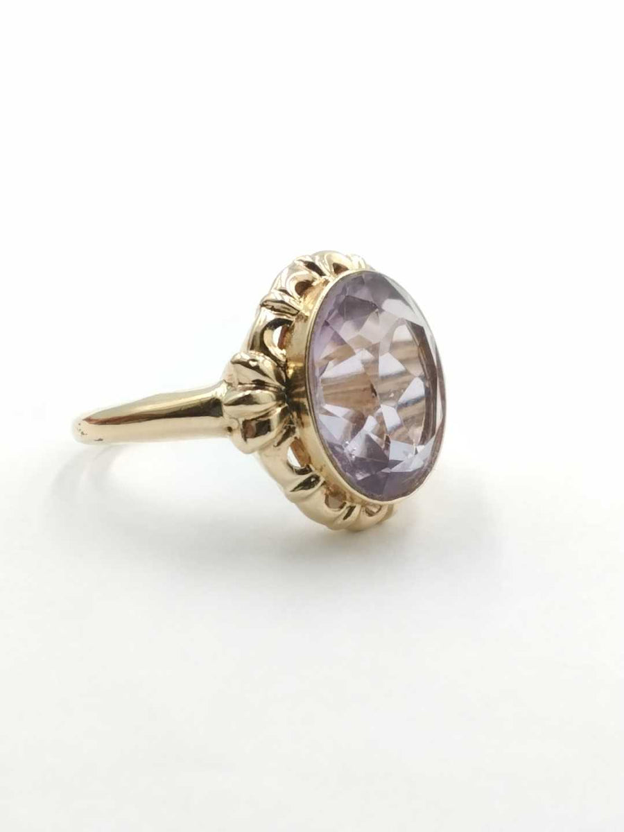 Women's Ring - Yellow Gold 14k (.585) 3.1 grams Size 5