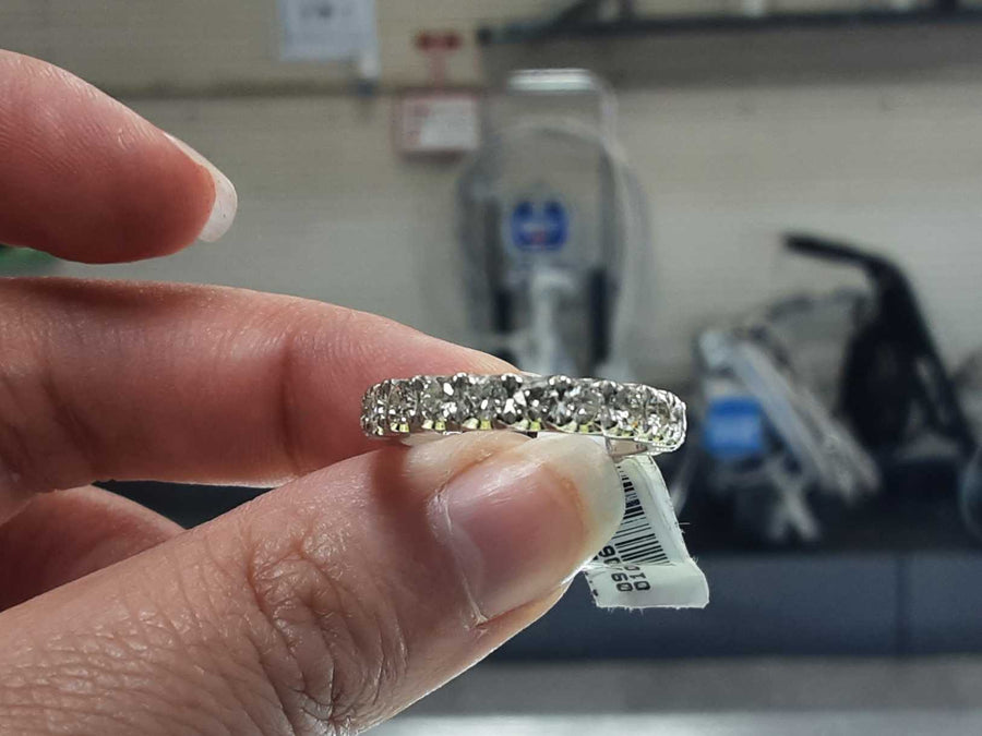 Ring - Wedding Band - White Gold 14k (.585) 5 grams Size 7.5