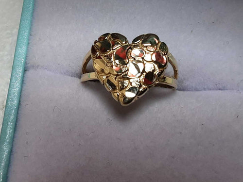 Women's Ring - Yellow Gold 10k (.417) 1.6 grams Size 5.5