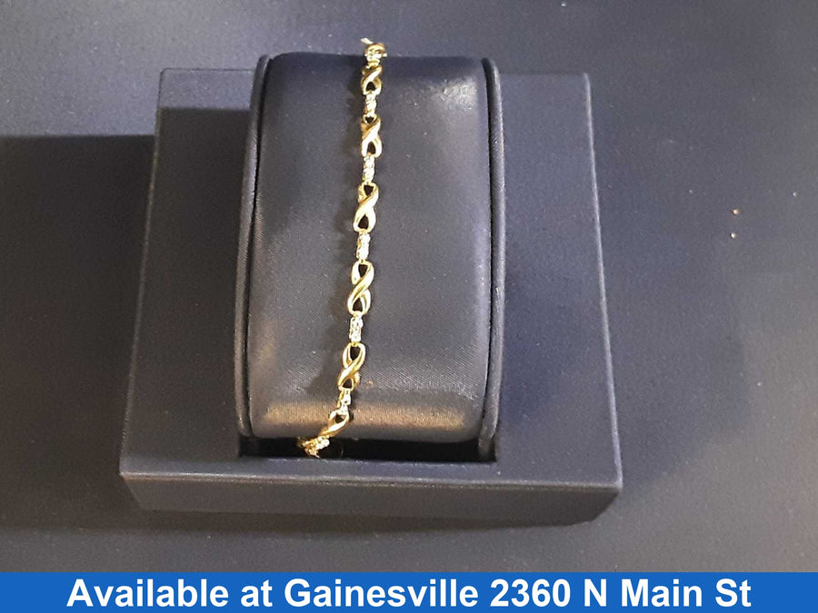 Bracelet - Yellow Gold 10k (.417) 3.2 grams 7 inch