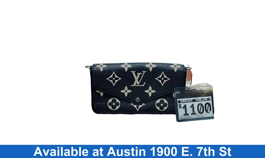Louis Vuitton Pochette Felicie Black Purse / Handbag