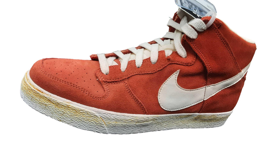 Nike 398263-801 Orange