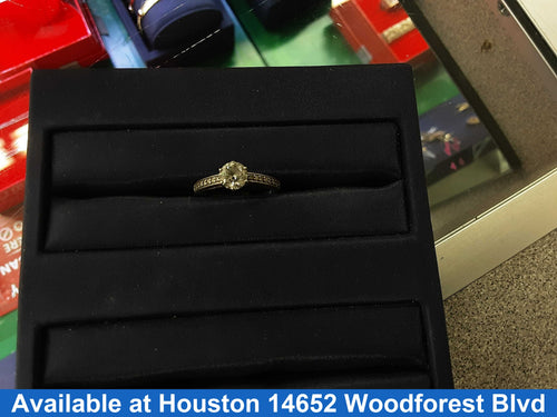 Women's Ring - Solitaire - Silver 2.6 grams Size 20