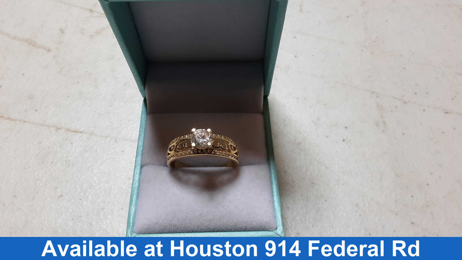 Women's Ring - Solitaire - Yellow Gold 10k (.417) 2.7 grams Size 9