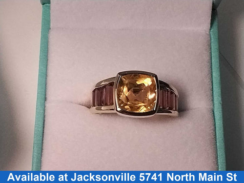 Women's Ring - Yellow Gold 14k (.585) 5.4 grams Size 7