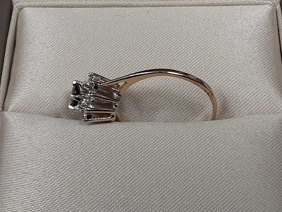 Women's Ring - Yellow Gold 14k (.585) 1.7 grams Size 6.5