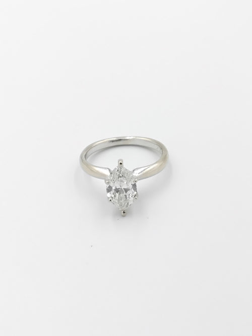 Women's Ring - Solitaire - White Gold 14k (.585) 2.4 grams Size 4.5