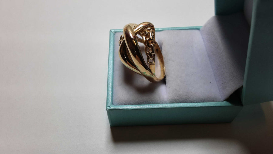 Women's Ring - Yellow Gold 14k (.585) 4.3 grams Size 11