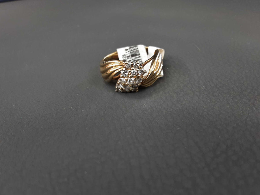Women's Ring - Yellow Gold 14k (.585) 6.1 grams Size 7