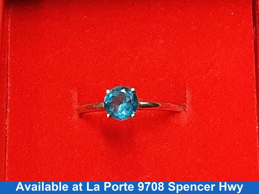 Women's Ring - Yellow Gold 10k (.417) 1.6 grams Size 9