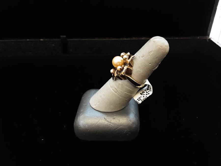 Women's Ring - Yellow Gold 14k (.585) 4.5 grams Size 8