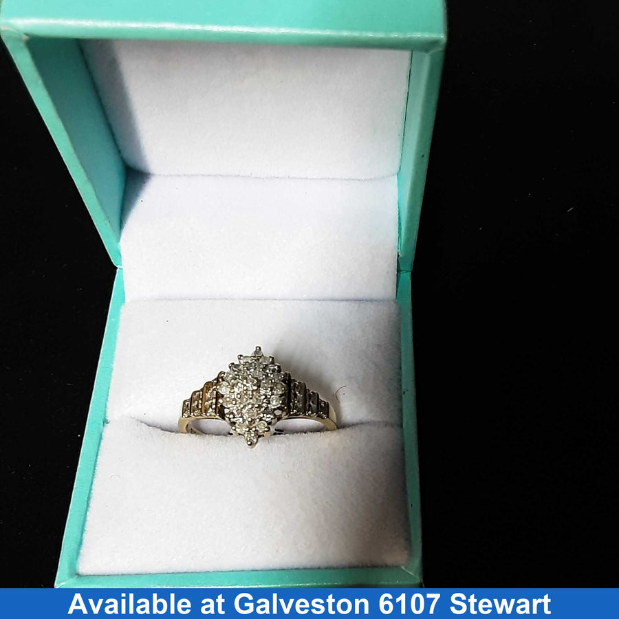 Women's Ring - Yellow Gold 10k (.417) 2.8 grams Size 9.5