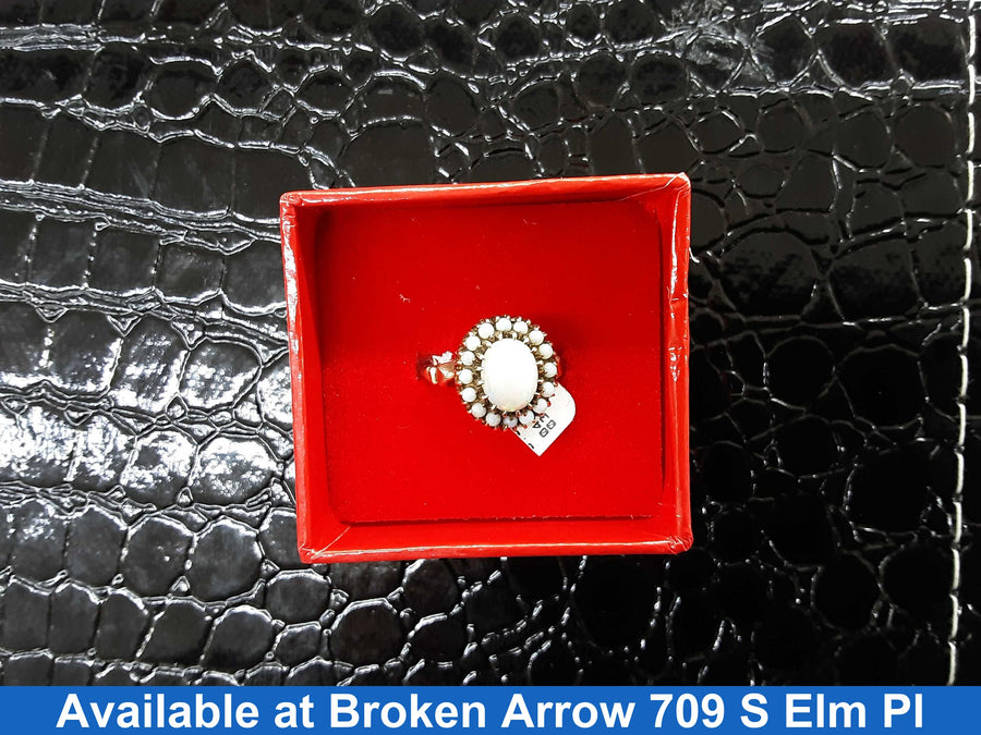 Women's Ring - Yellow Gold 10k (.417) 4 grams Size 6
