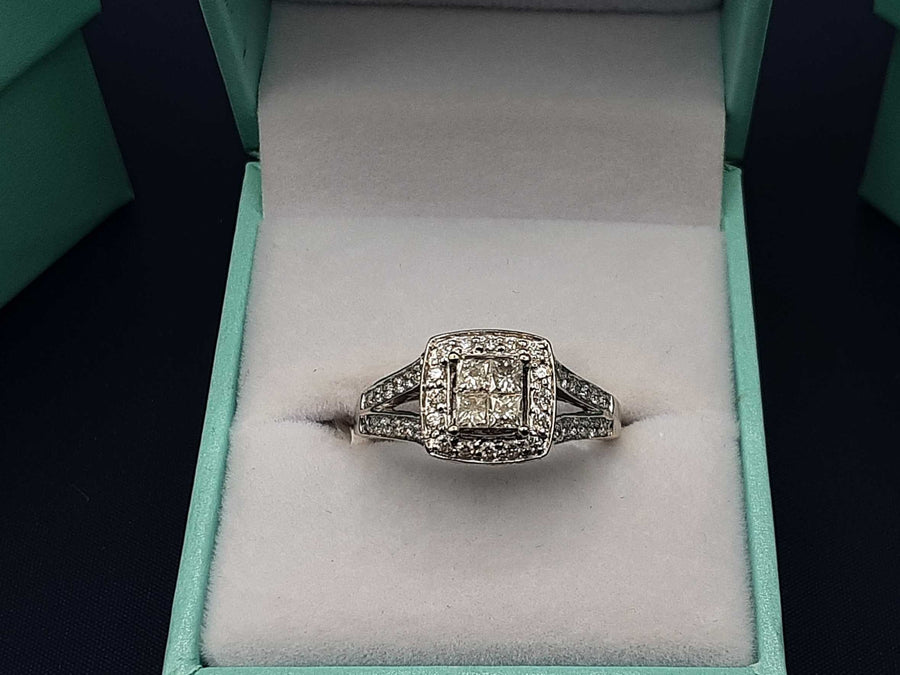 Women's Ring - White Gold 14k (.585) 4.6 grams Size 8