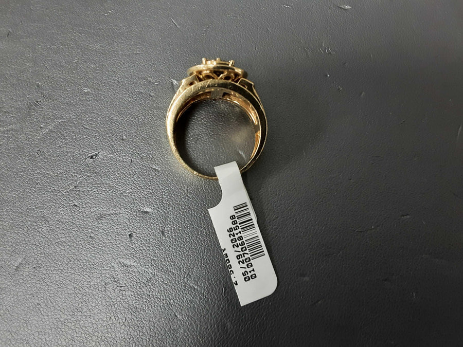 Men's Ring - Yellow Gold 10k (.417) 8.9 grams Size 9
