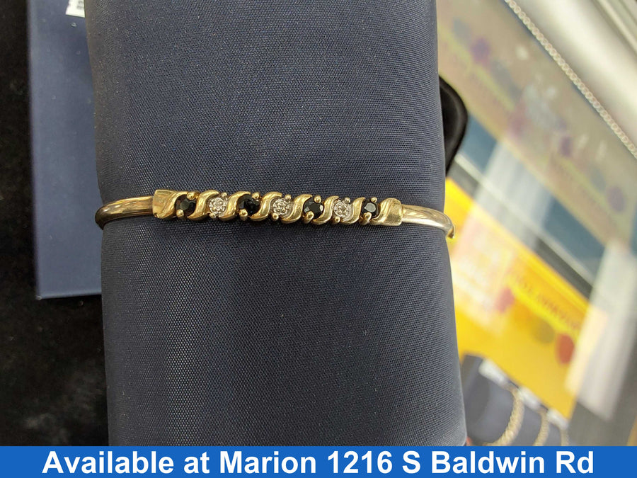 Bangle Bracelet - Yellow Gold 10k (.417) 4.5 grams 7 inch
