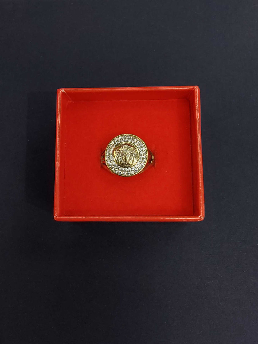 Women's Ring - Yellow Gold 10k (.417) 3.7 grams Size 6