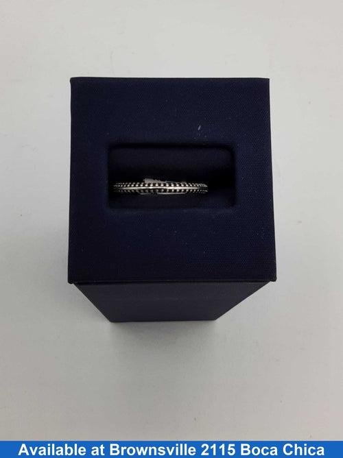Women's Ring - Silver 1.4 grams Size 5
