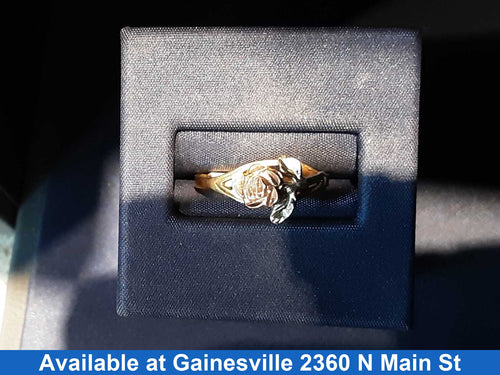 Women's Ring - Tricolor Gold 10k (.417) 1.5 grams Size 7.5