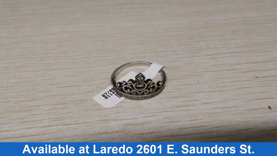 Women's Ring - Silver 2.9 grams Size 7