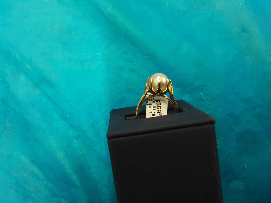 Women's Ring - Yellow Gold 14k (.585) 3.8 grams Size 7