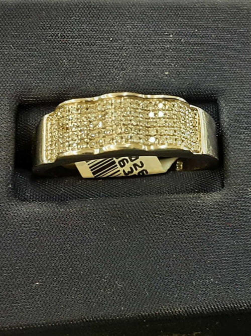 Women's Ring - White Gold 10k (.417) 2.6 grams Size 10.5