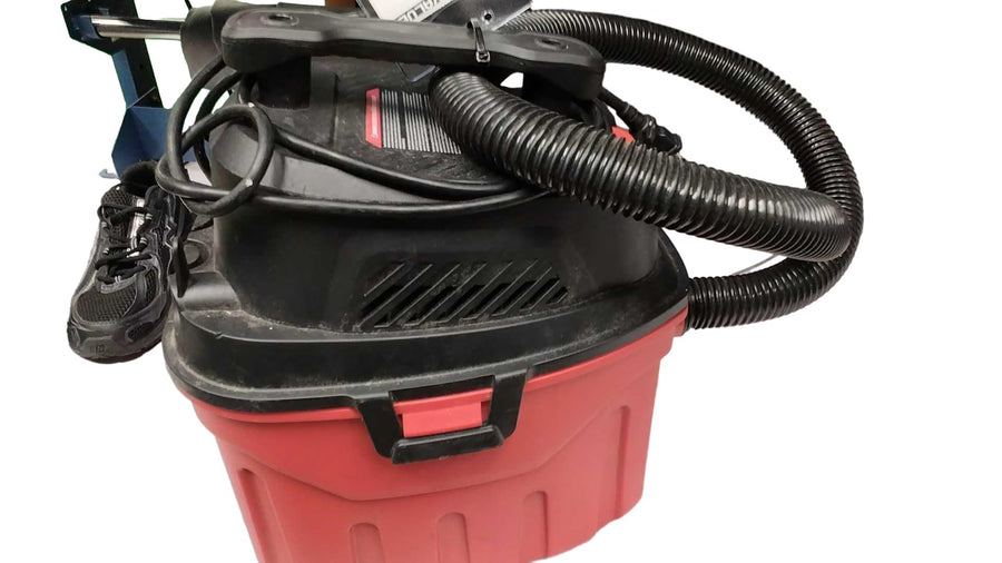Craftsman 3.0 Red Wet / Dry Vacuum