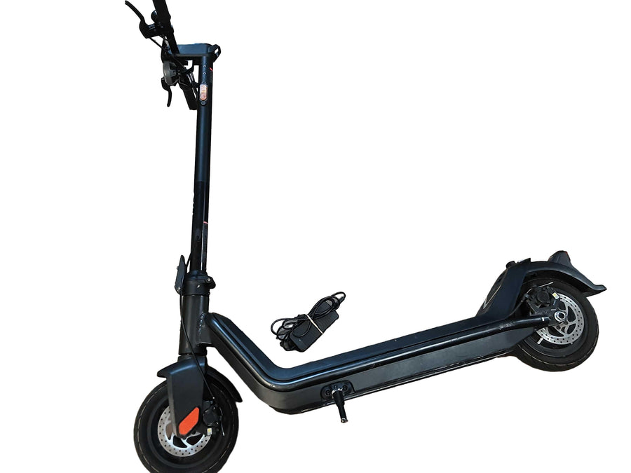 Niu Black Kick Scooter