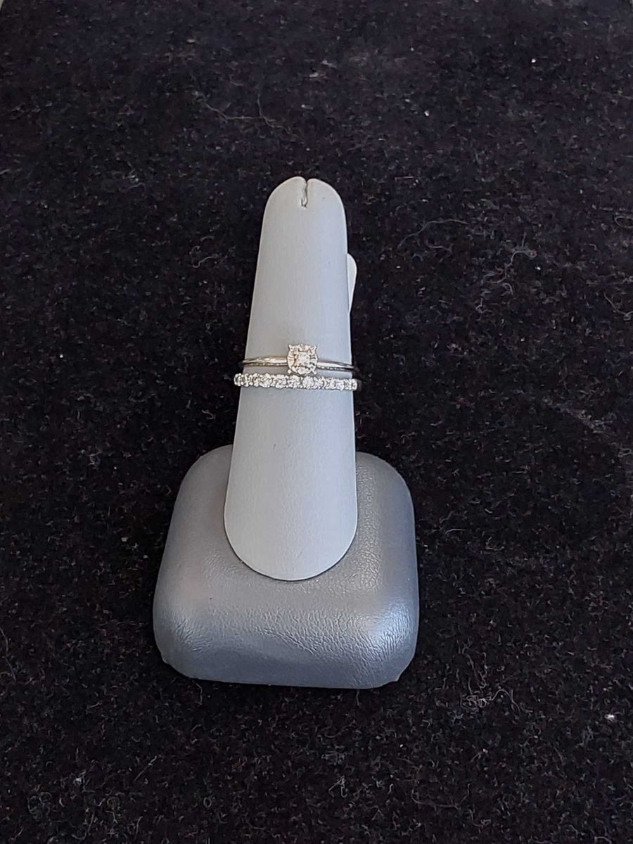 Ring - Wedding Set - White Gold 14k (.585) 3.4 grams Size 7.5