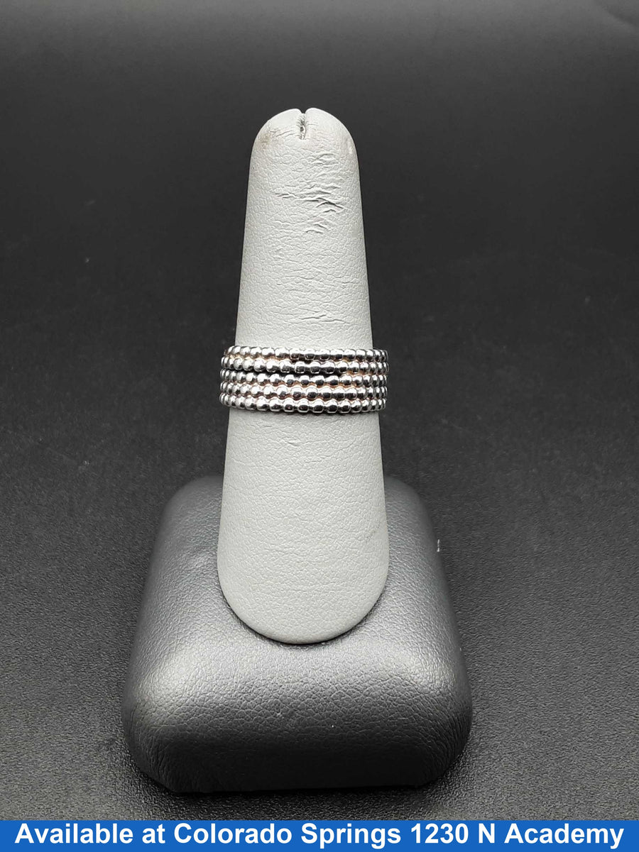 Ring - Wedding Band - Silver 4.6 grams Size 8