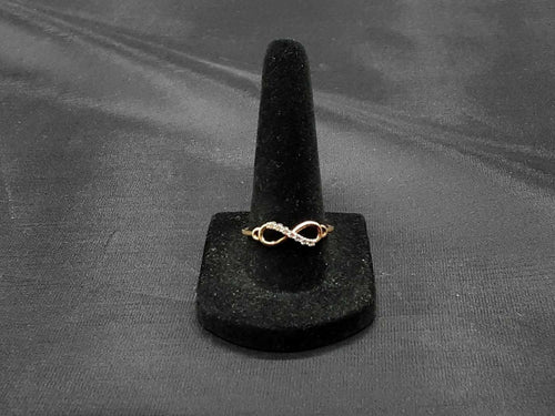 Women's Ring - Yellow Gold 14k (.585) 1.3 grams Size 9.5