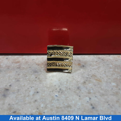 Women's Ring - Yellow Gold 14k (.585) 6.4 grams Size 7.5