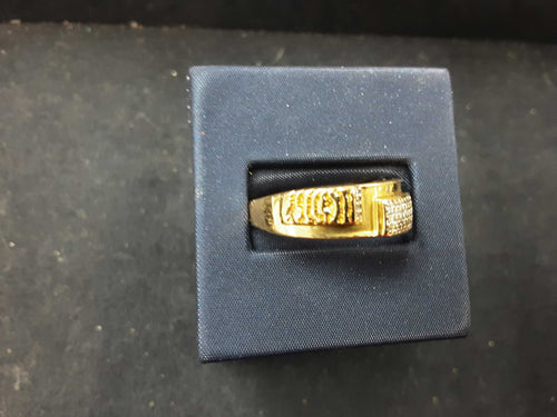 Men's Ring - Yellow Gold 18k (.750) 4.2 grams Size 20
