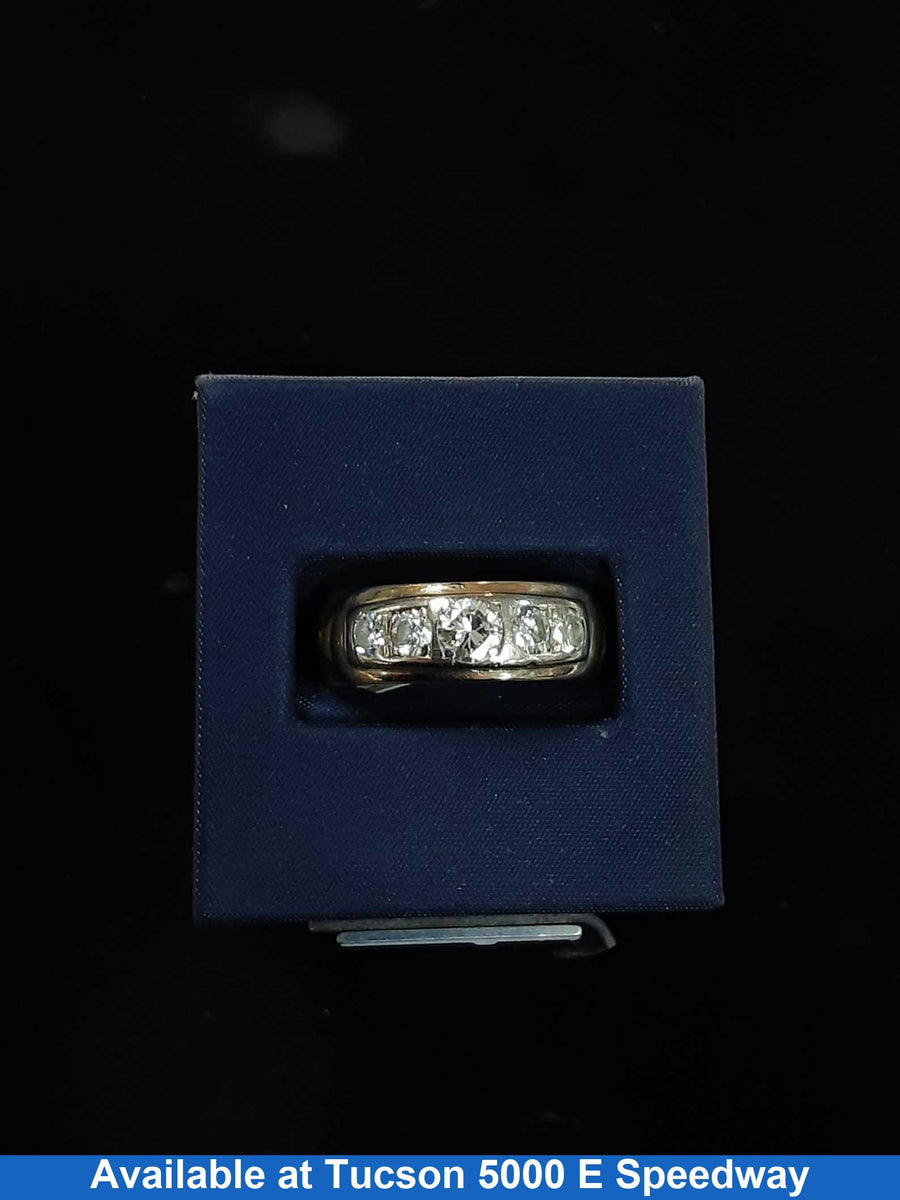 Men's Ring - Yellow Gold 14k (.585) 7.8 grams Size 7