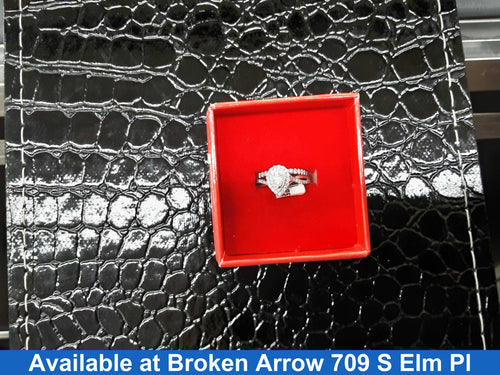 Women's Ring - White Gold 14k (.585) 4.1 grams Size 20