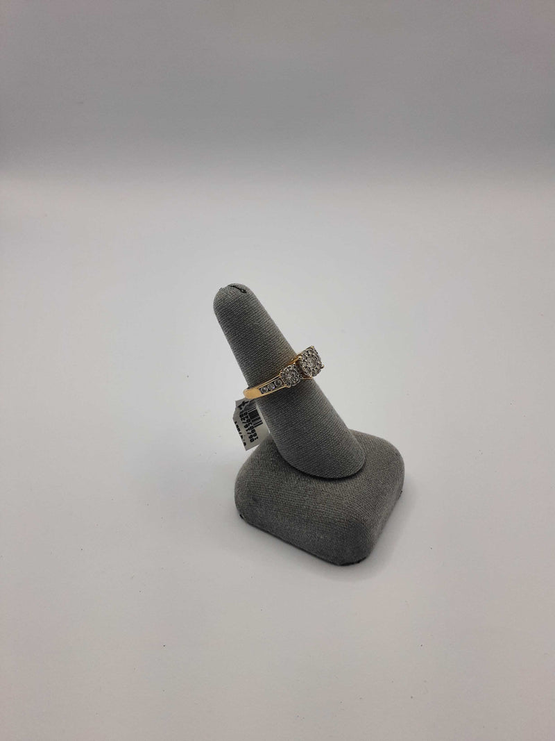 14kt Lady's Cluster Ring